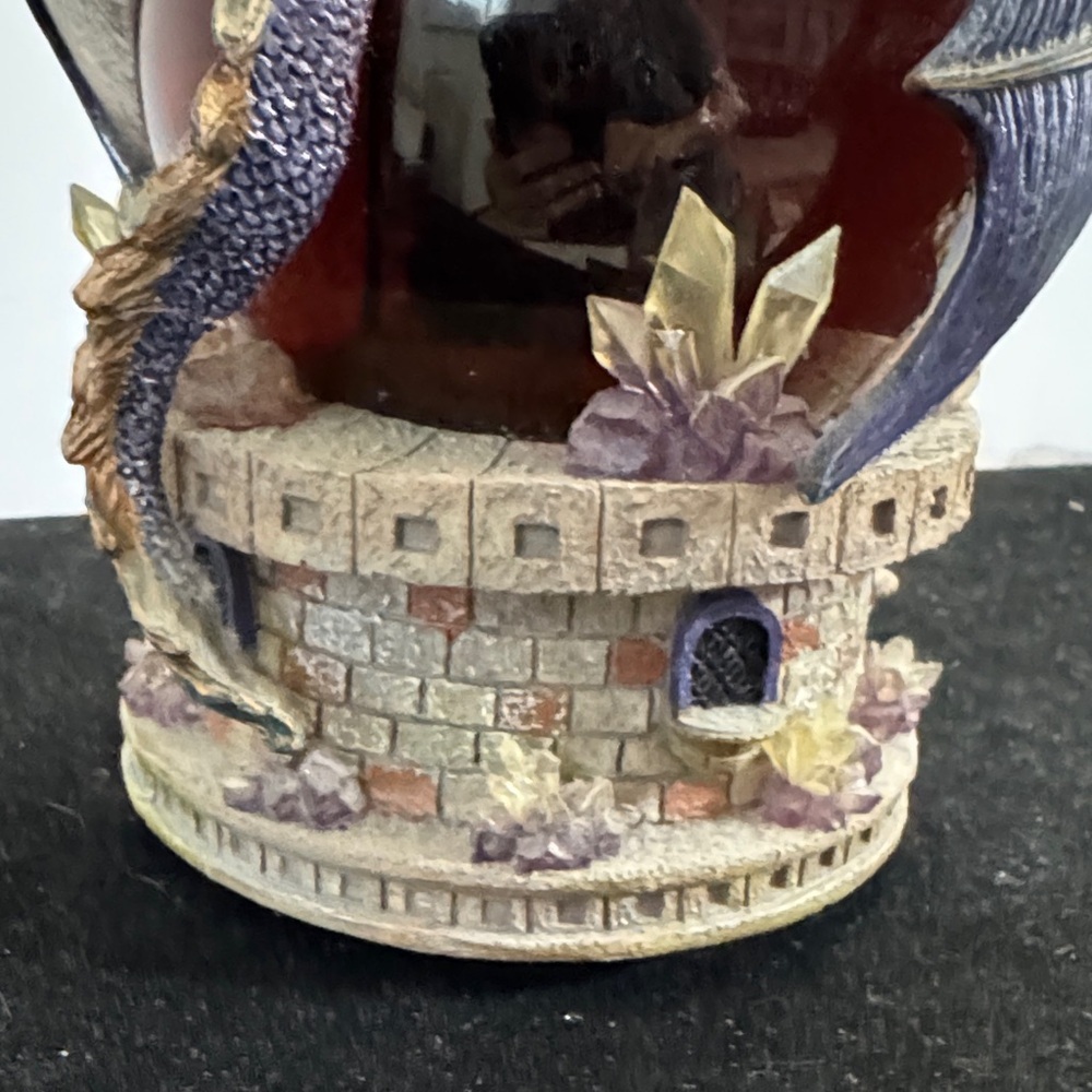 Dragon Fantasy Snow Globe Wind Up Musical Collectible - Picture 9 of 14